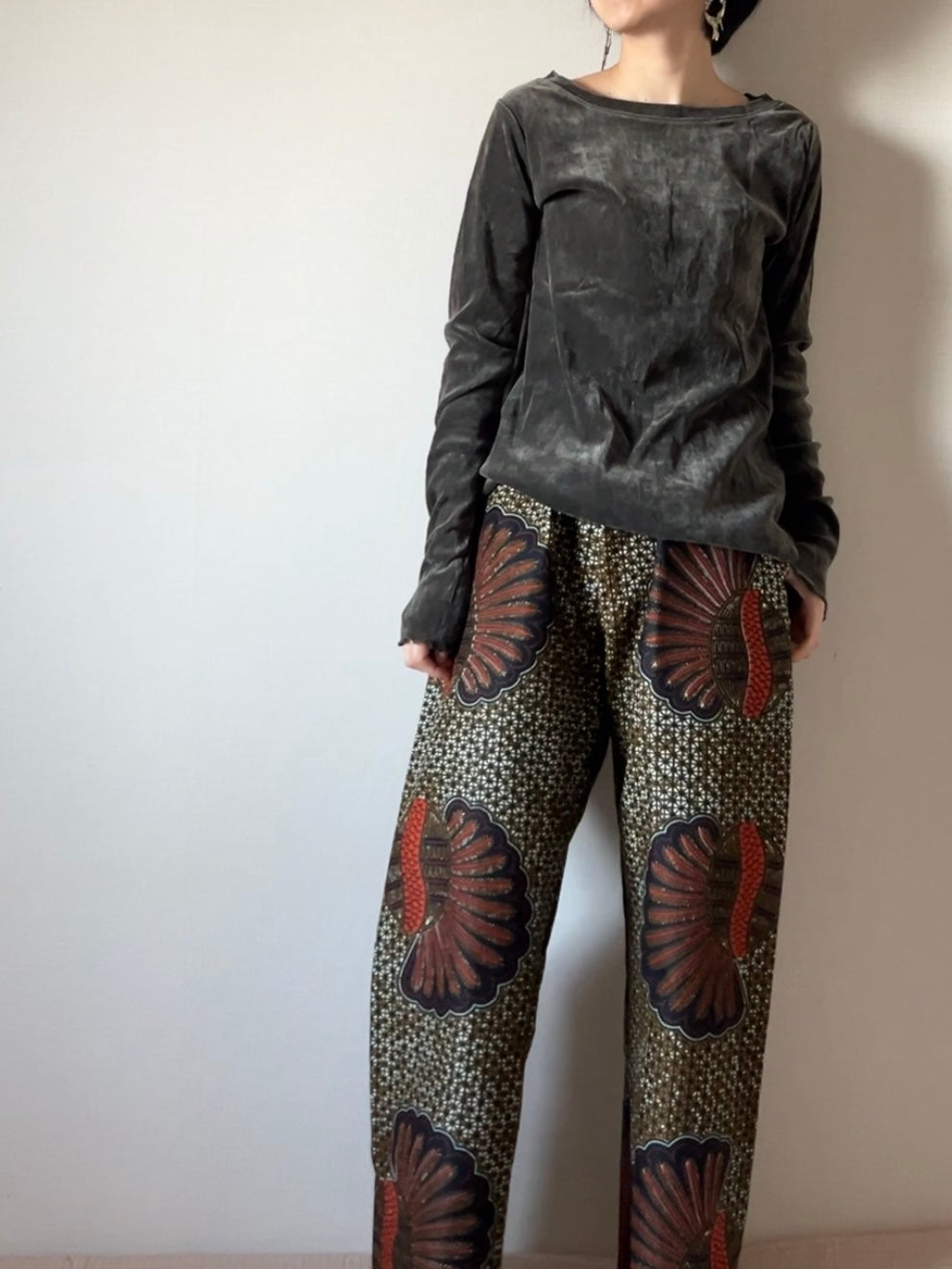 Straight pants (banana king pattern/khaki)