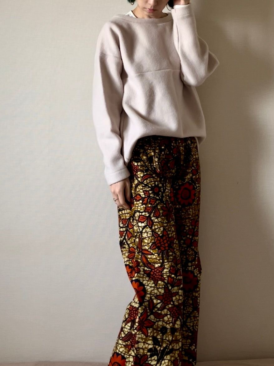 Straight pants (orange flower pattern)