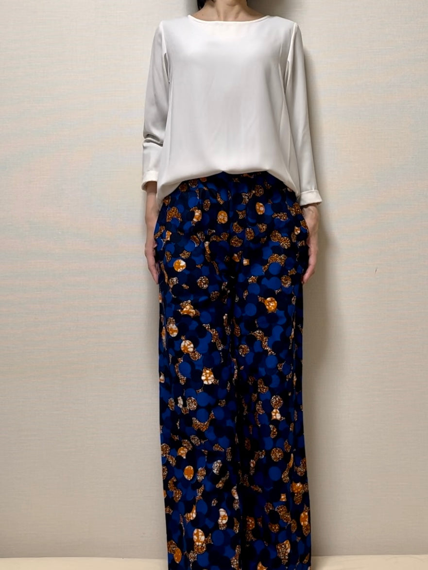 Straight pants (dot pattern/blue)