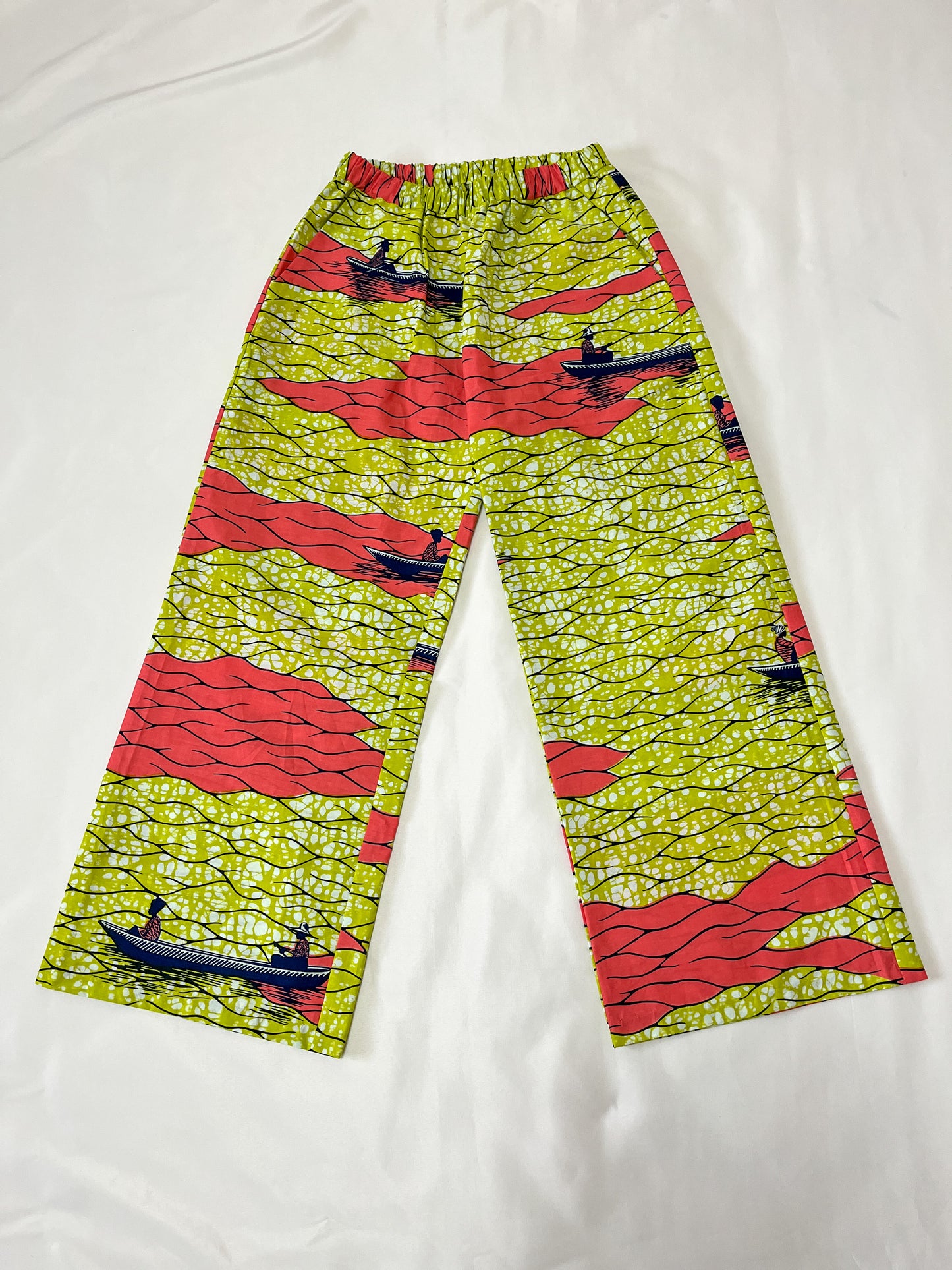 Straight pants (boat pattern/yellow)