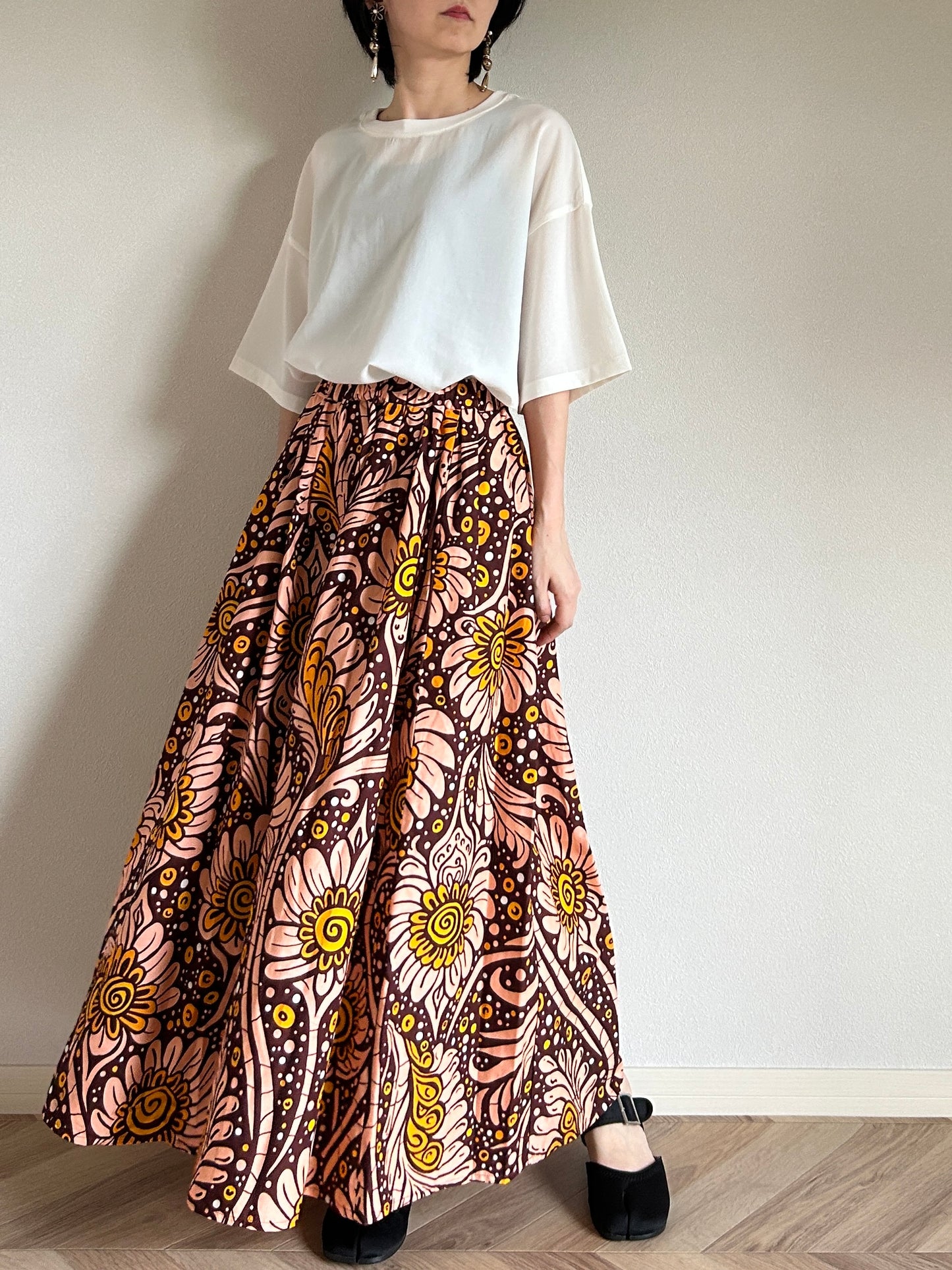 [Made to order] Voluminous long skirt (mariage pattern/light blue)