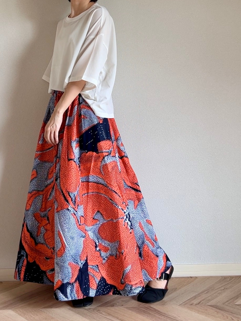 [Made to order] Voluminous long skirt (mariage pattern/light blue)