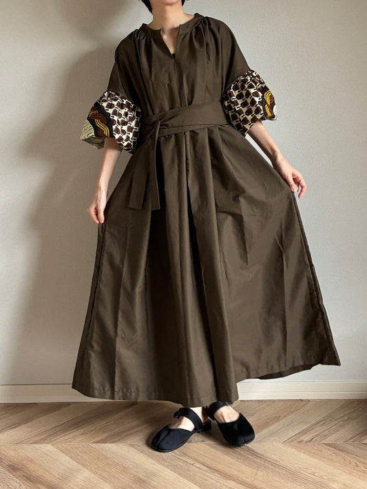 【ラインナップ準備中】お袖の柄が選べるMy Dress/ﾎﾞﾘｭｰﾑ袖ﾜﾝﾋﾟｰｽ