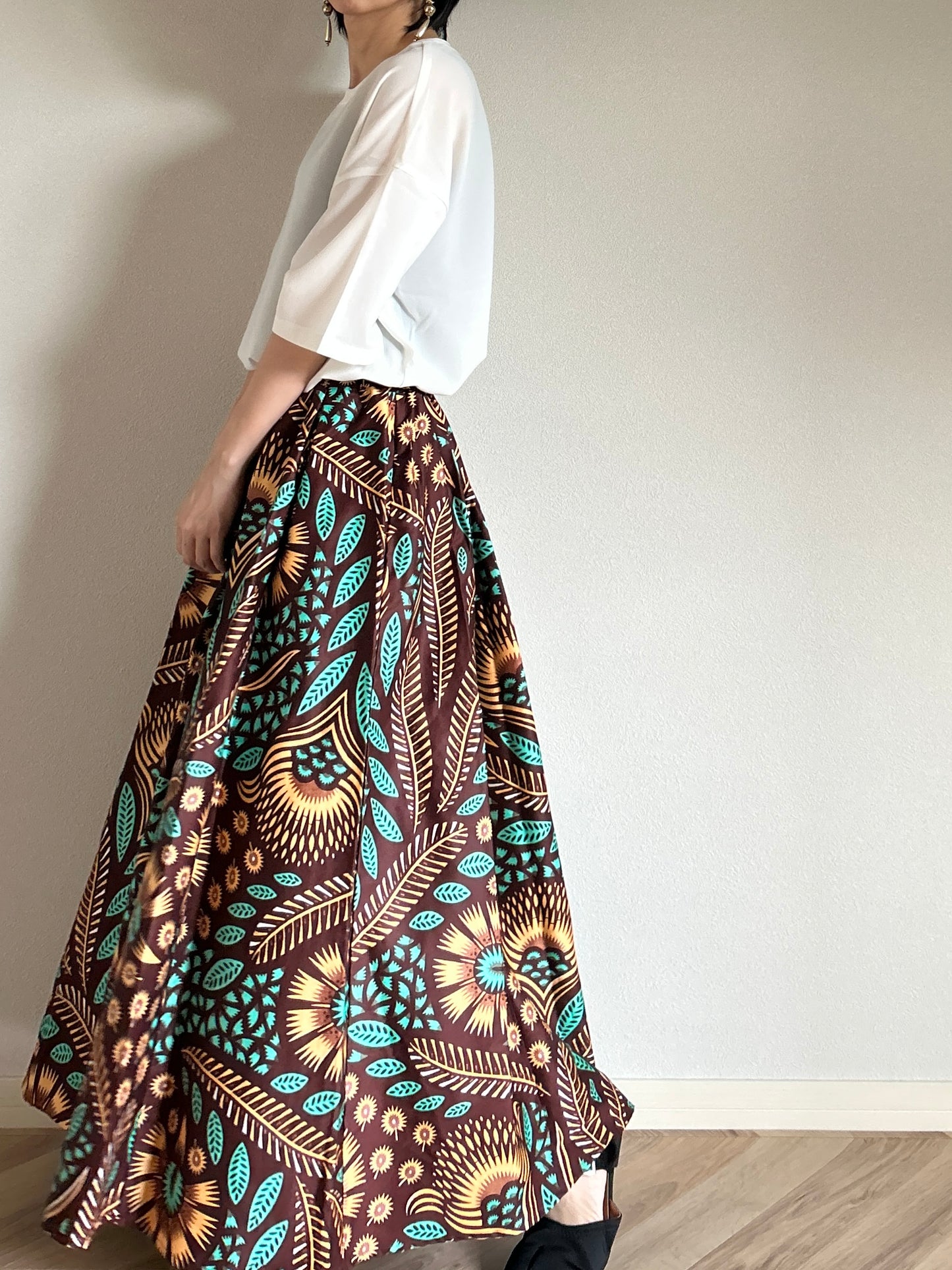[Made to order] Voluminous long skirt (mariage pattern/light blue)