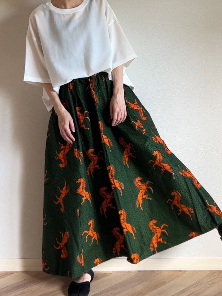 [Made to order] Voluminous long skirt (mariage pattern/light blue)