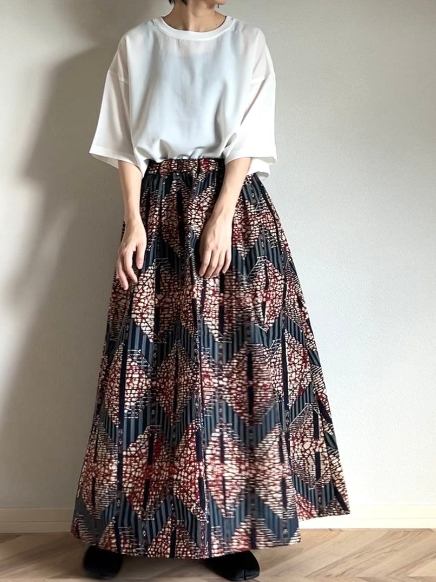 [Made to order] Voluminous long skirt (mariage pattern/light blue)