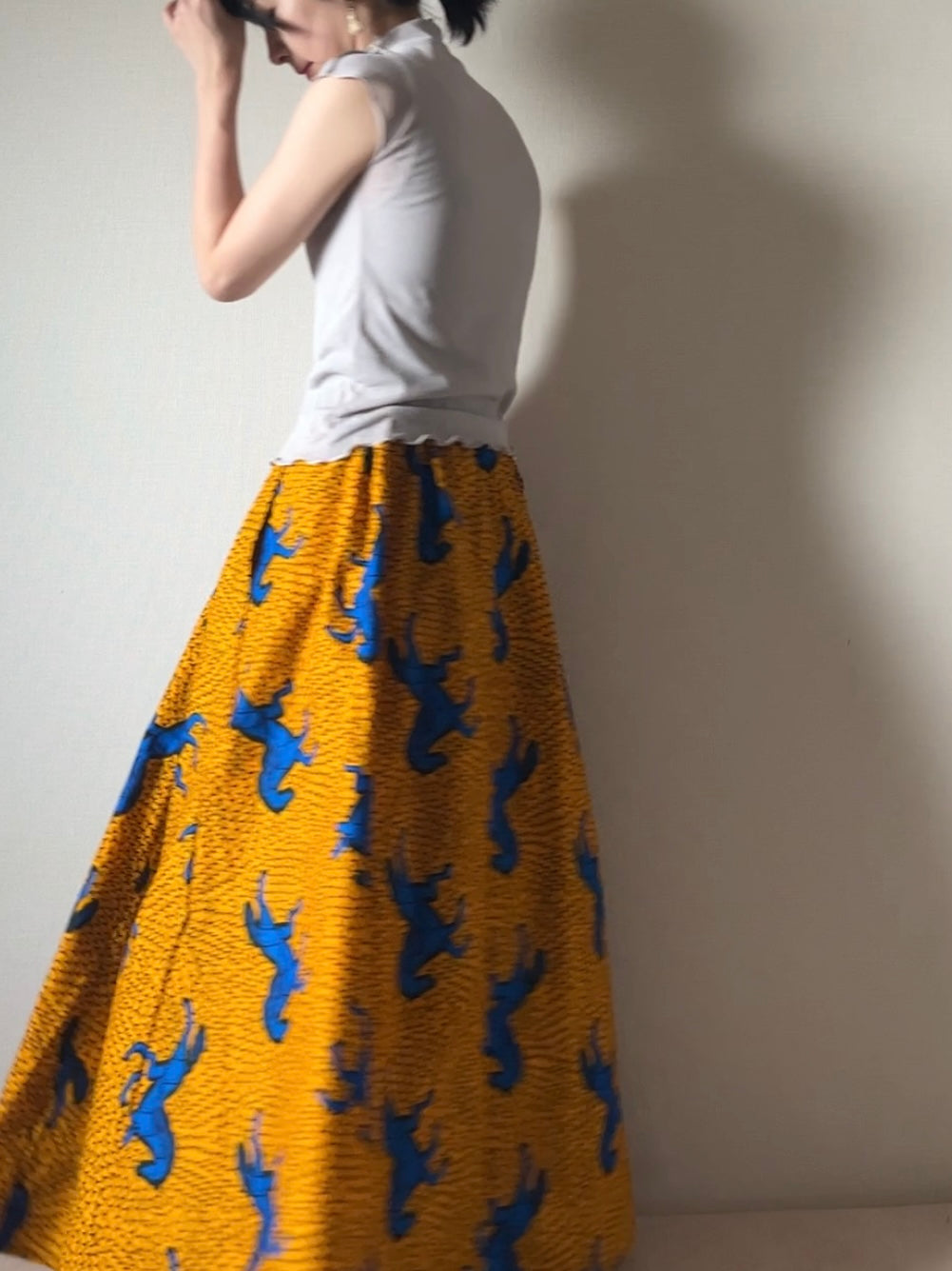 [Made to order] Voluminous long skirt (mariage pattern/light blue)