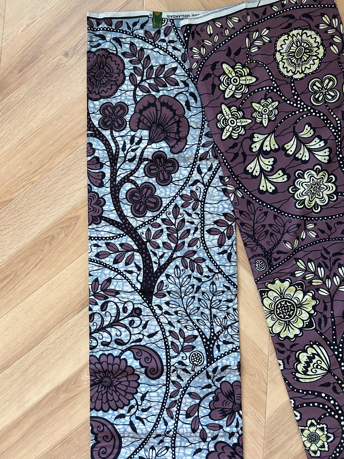 [Made to order] Plain x Batik: Volume sleeve dress